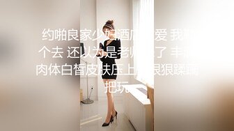 这娘们的逼好嫩啊 跟骚姐姐一起伺候大鸡巴 全程露脸深喉口交 淫声荡语互动撩骚听指挥 被大哥无套插入