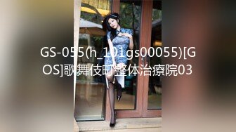 最新超火香港网红极品美少女 HongKongDoll 薄丝睡衣写真本色出镜 大开M字腿扣弄白虎鲜鲍极爽呻吟