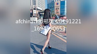 2024.2.4【酒店偷拍】满足不了可爱女友，大哥用手指，漂亮小少妇主动掰开舔穴