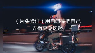 新流出黑客破_解家庭网_络摄_像头偷拍 大叔深夜终于盼到外出归来的媳妇迫不及待扒光衣服上床啪啪