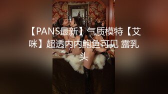 这兄弟真把老婆的嘴当逼了 很操的这么带节奏 又猛又深 老婆几次都呕了 还想着内射呢