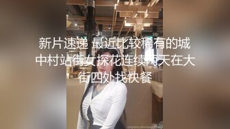   姐妹榨汁机，风骚两姐妹一起伺候大哥激情啪啪，丝袜高跟情趣装诱惑，让大哥舔逼轮草抽插