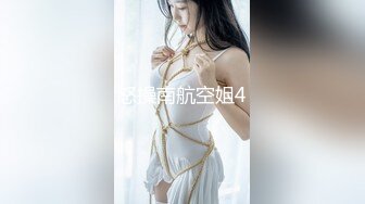 长发黑丝美女粉嫩肥厚两瓣张开极具诱惑真想直捣凤巢